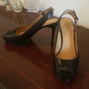 Nine West Black slingback peeptoe heels, size 8M